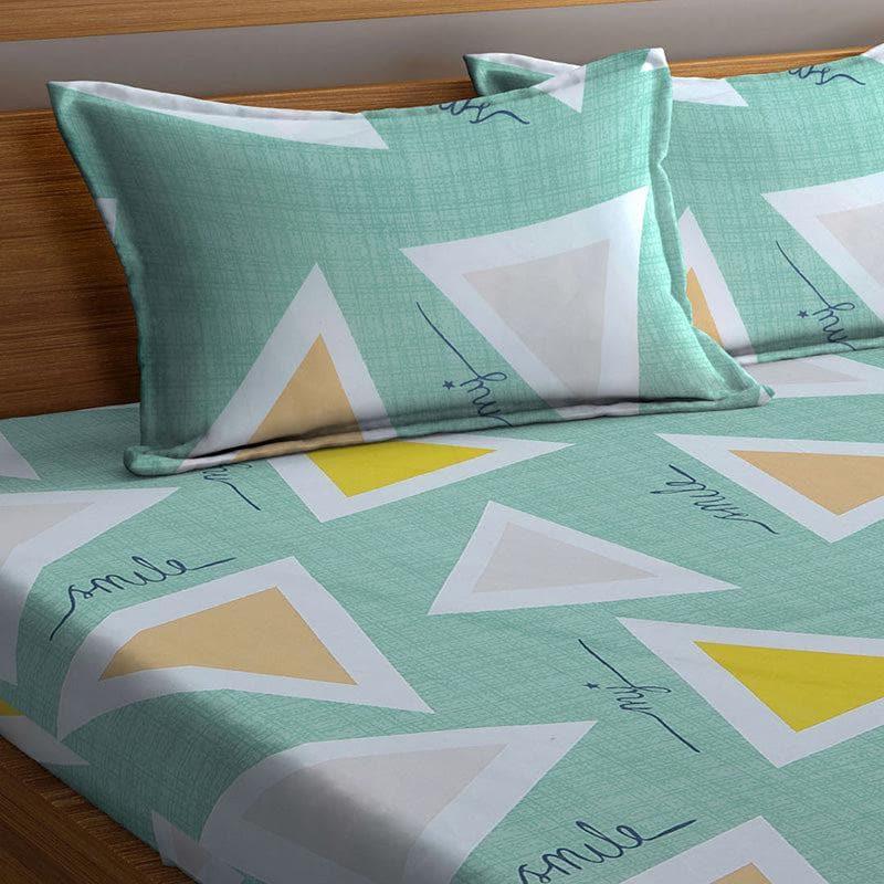 Buy Kani Geometric Bedsheet - Teal Bedsheets from Vaaree