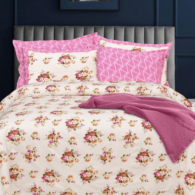 Buy Kesa Floral Bouquet Bedsheet - Pink Bedsheets from Vaaree