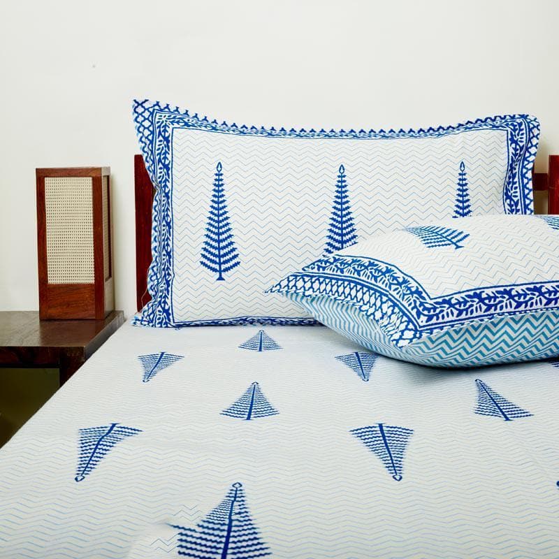 Buy Khushi Printed Bedsheet - Blue Bedsheets from Vaaree