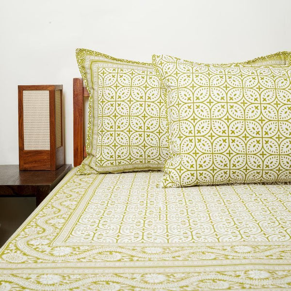 Buy Kirro Printed Bedsheet - Yellow Bedsheets from Vaaree