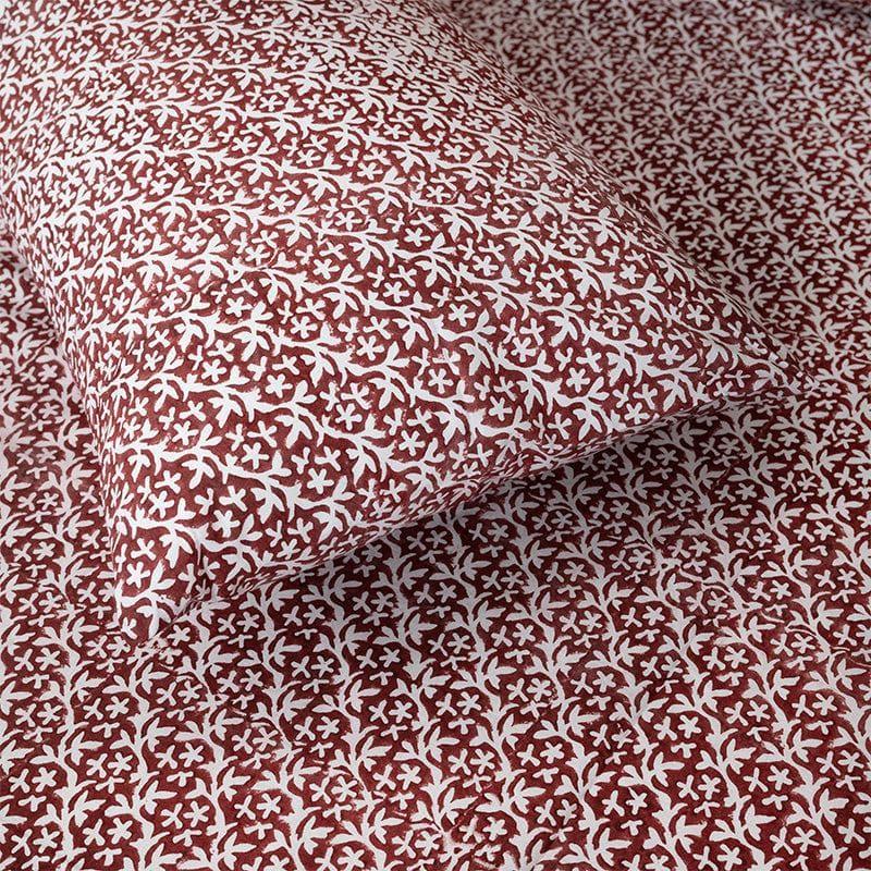 Buy Laya Loop Bedsheet - Maroon Bedsheets from Vaaree