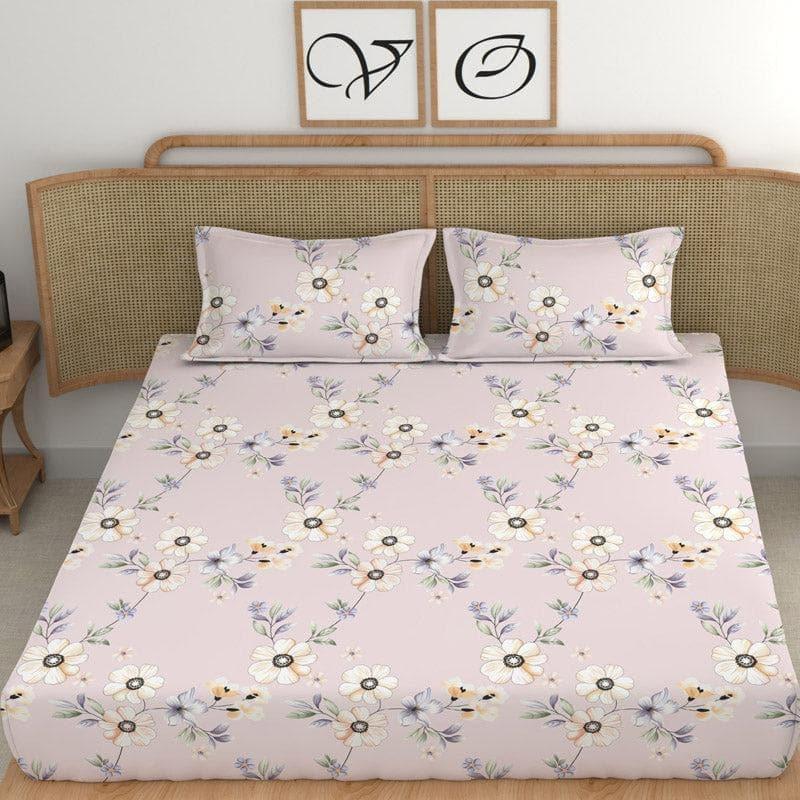 Buy Loretta Floral Bedsheet - Pink Bedsheets from Vaaree