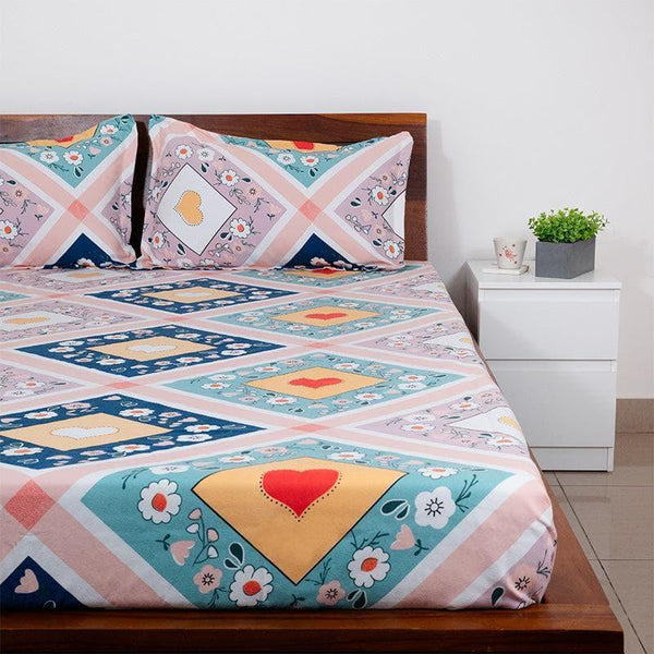 Buy Bedsheets - Love Grid Bedsheet at Vaaree online