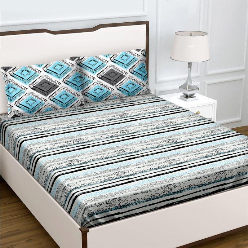 Buy Lovina Striped Bedsheet - Blue Bedsheets from Vaaree