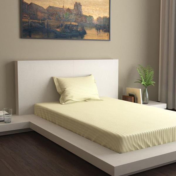 Buy Lush Lavish Solid Bedsheet - Ivory Bedsheets from Vaaree