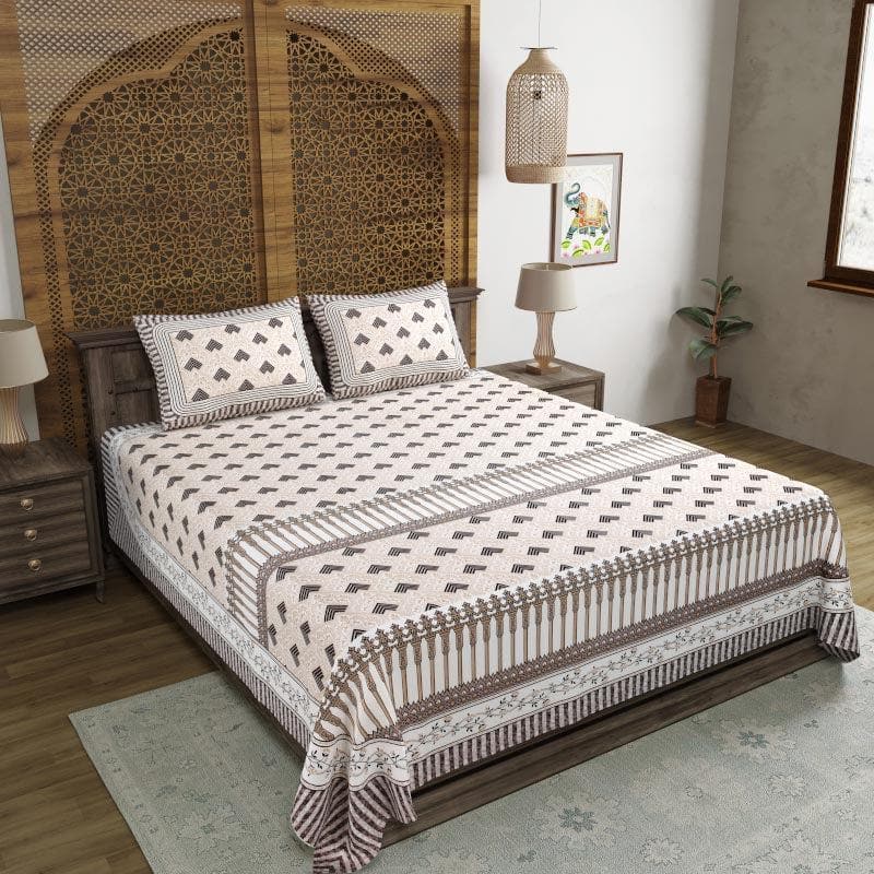 Buy Lux-Raven Bedsheet - Brown Bedsheets from Vaaree