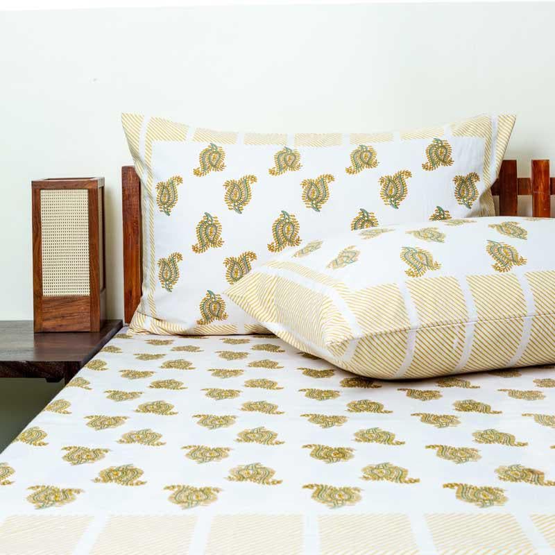 Buy Medhya Printed Bedsheet - Yellow Bedsheets from Vaaree