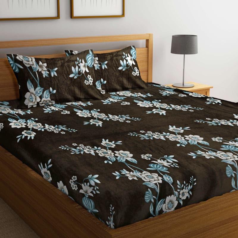 Buy Midnight Gardenia Warm Bedsheet Bedsheets from Vaaree