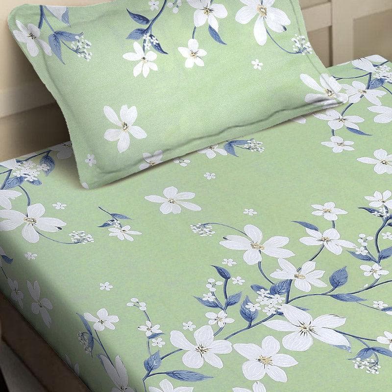 Buy Mitusha Printed Bedsheet - Green Bedsheets from Vaaree