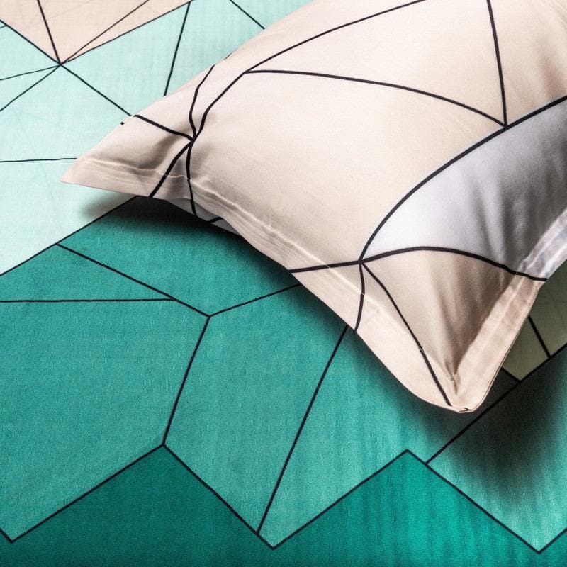 Buy Mosaic Abstract Bedsheet - Green & Peach Bedsheets from Vaaree