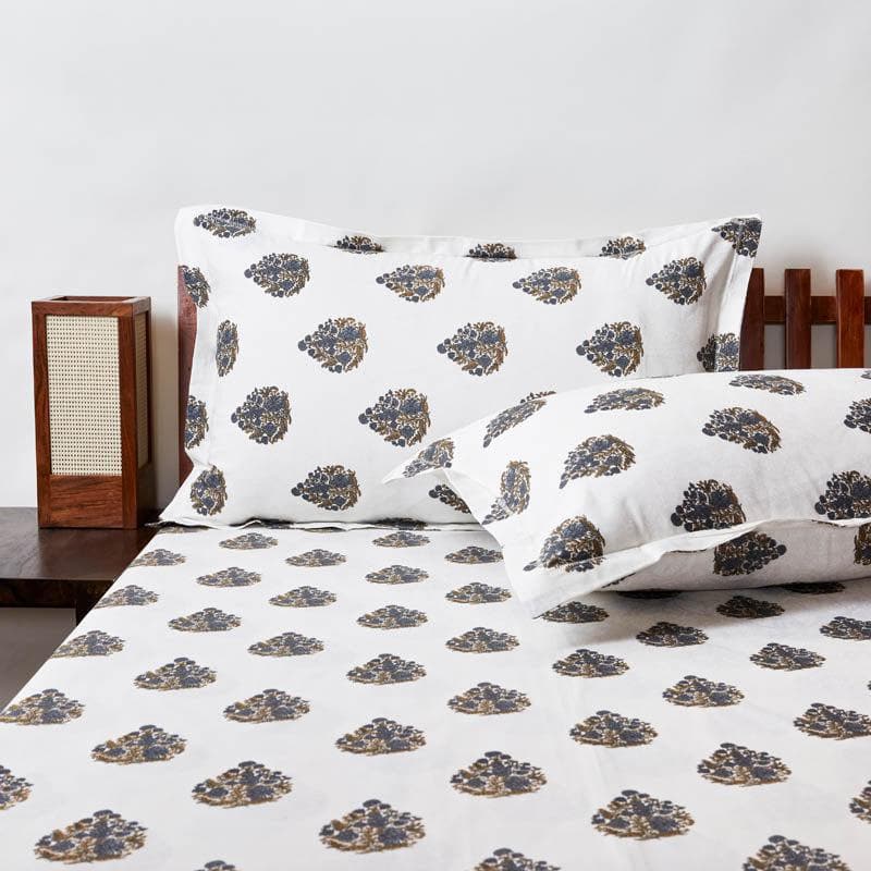 Buy Mudrish Printed Bedsheet - Blue Bedsheets from Vaaree