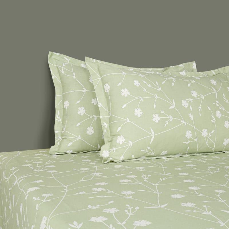 Buy Myra Floral Bedsheet - Green Bedsheets from Vaaree