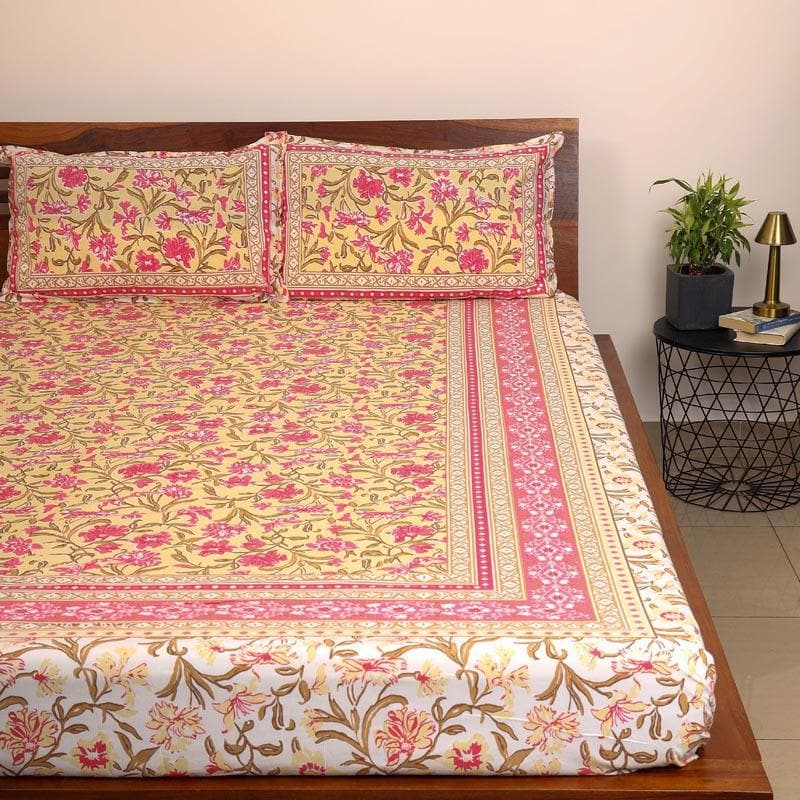 Buy Nazakat Jaipuri Bedsheet - Pink Bedsheets from Vaaree