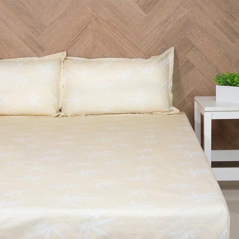 Buy Neinia Printed Reversible Bedsheet - Green & Beige Bedsheets from Vaaree