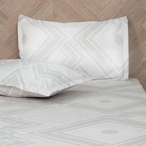 Buy Neinia Printed Reversible Bedsheet - Grey & Peach Bedsheets from Vaaree