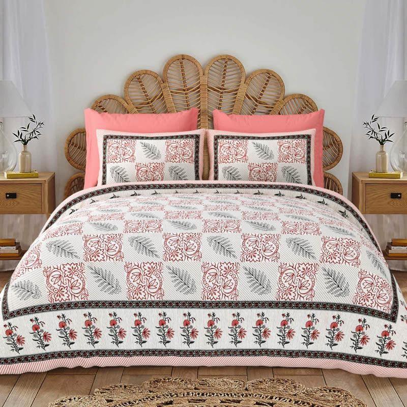 Buy Nurvi Floral Bedsheet - Pink Bedsheets from Vaaree