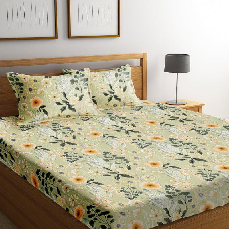 Buy Nyla Floral Bedsheet Bedsheets from Vaaree