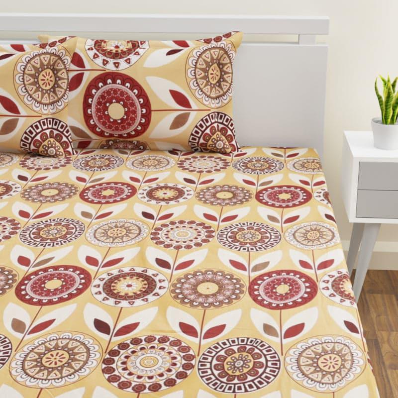 Buy Oda Floral Bedsheet - Beige Bedsheets from Vaaree