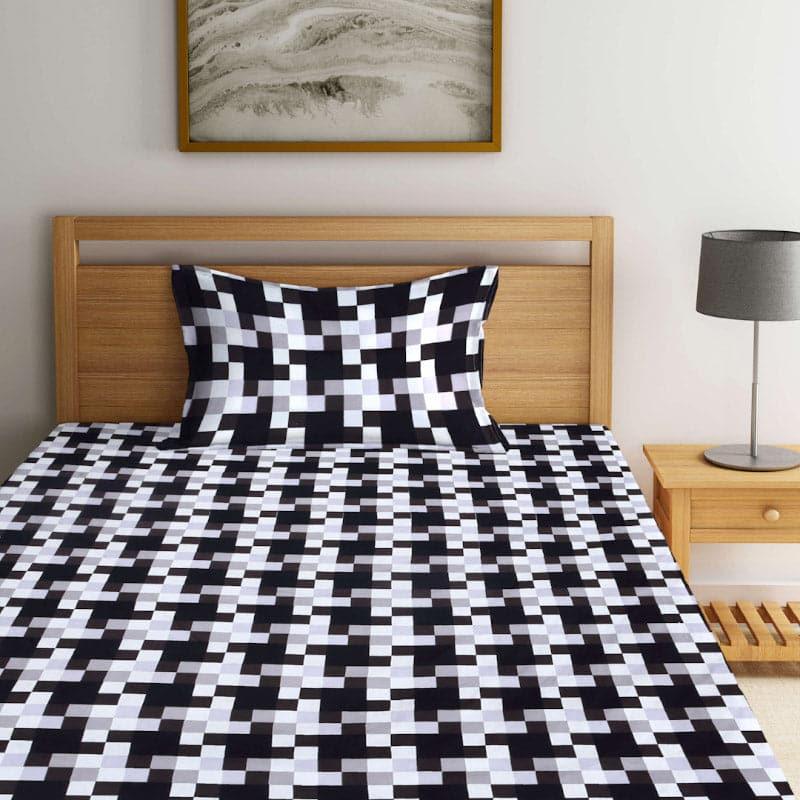 Buy Onyx Clan Bedsheet Bedsheets from Vaaree