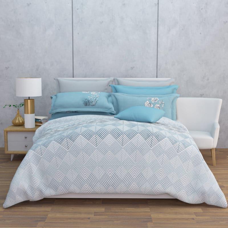 Buy Ozena Geometric Bedsheet - Blue Bedsheets from Vaaree