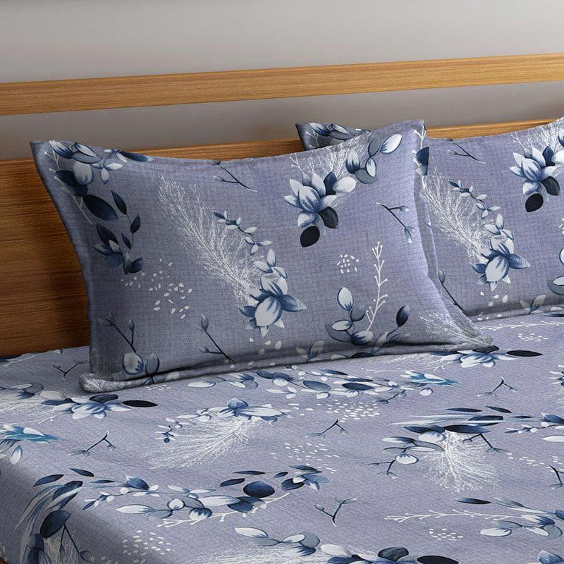 Buy Palmer Romee Bedsheet Bedsheets from Vaaree