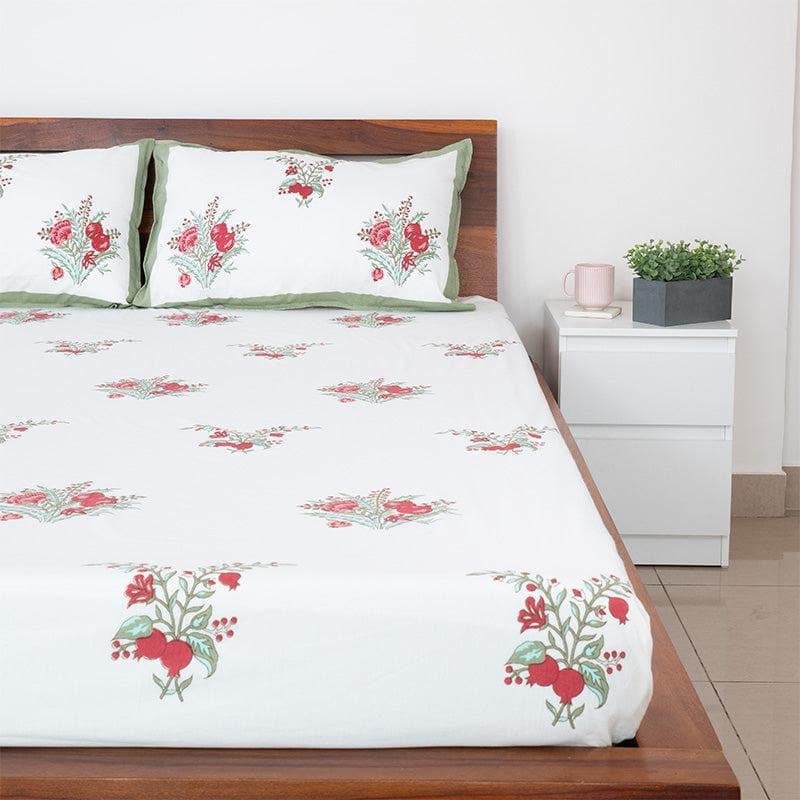 Buy Praana Floral Bedsheet - Red Bedsheets from Vaaree