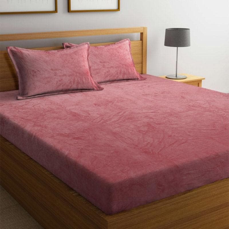 Buy Pristine Charm Warm Bedsheet - Rust Bedsheets from Vaaree