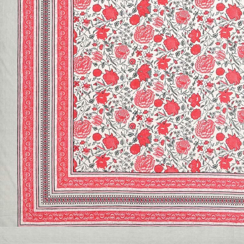 Buy Qushi Printed Bedsheet - Pink Bedsheets from Vaaree