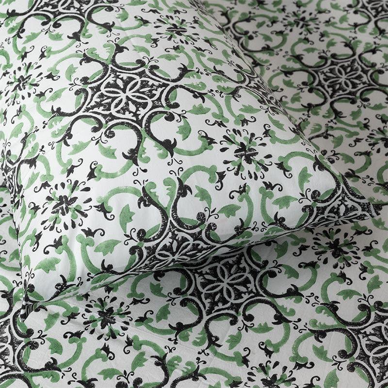 Buy Regal Charm Ethnic Printed Bedsheet - Green Bedsheets from Vaaree