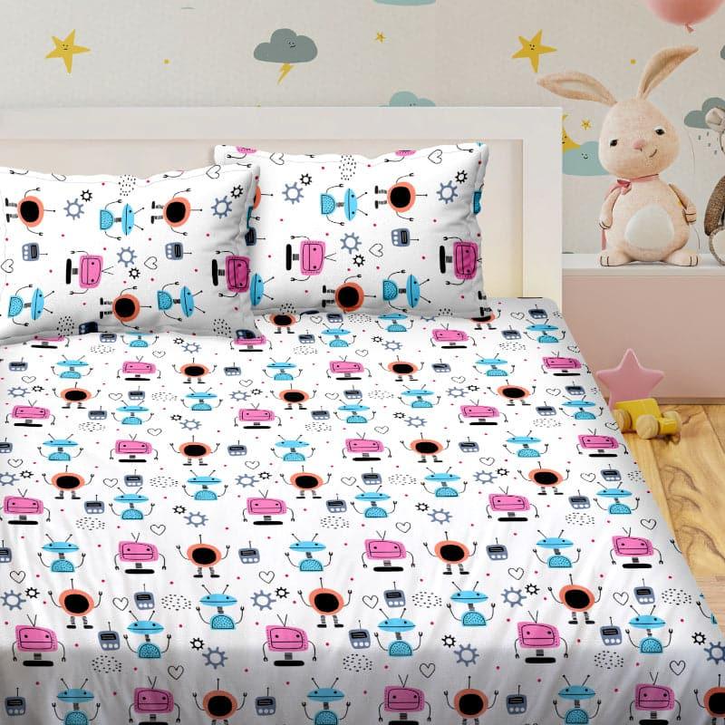 Buy Roboto Ranch Bedsheet Bedsheets from Vaaree