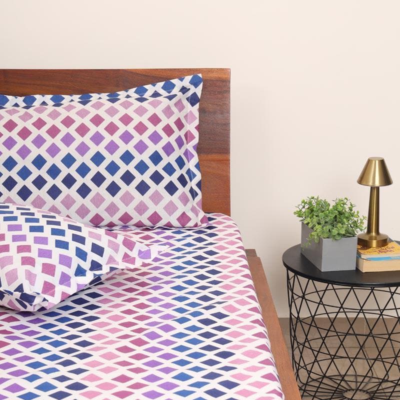 Buy Rubix Printed Bedsheet Bedsheets from Vaaree