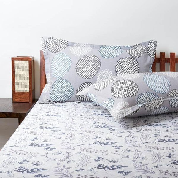 Buy Sarthiyaa Printed Bedsheet - Grey Bedsheets from Vaaree