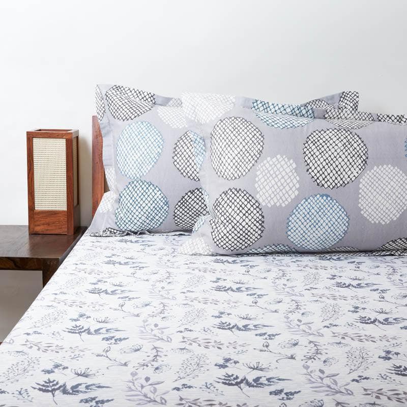 Buy Sarthiyaa Printed Bedsheet - Grey Bedsheets from Vaaree