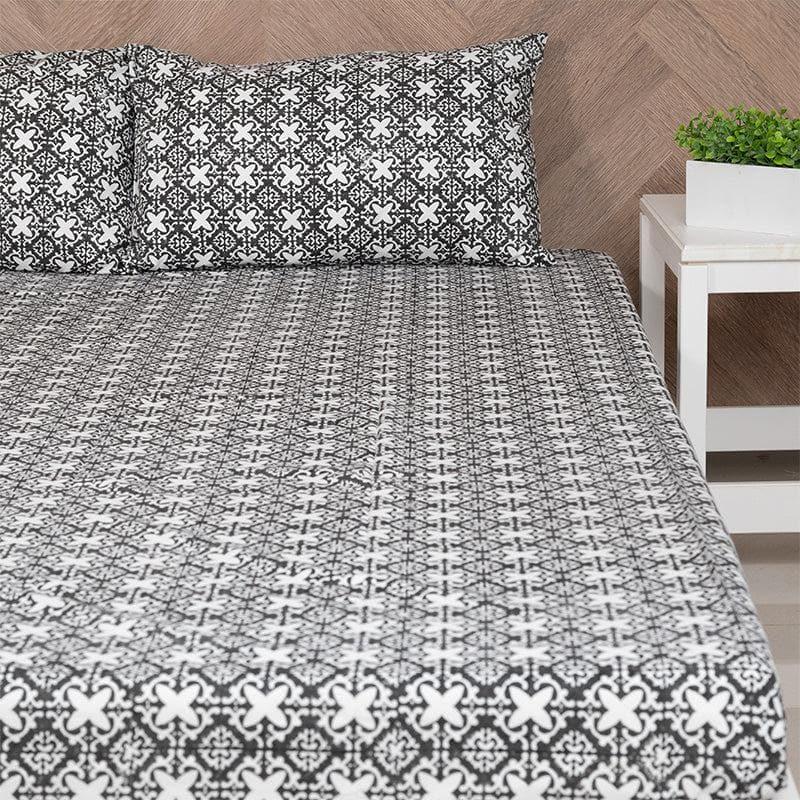 Buy Seraphic Ethnic Printed Bedsheet - Black Bedsheets from Vaaree