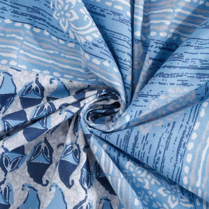 Buy Serene Splendor Bedsheet - Blue Bedsheets from Vaaree