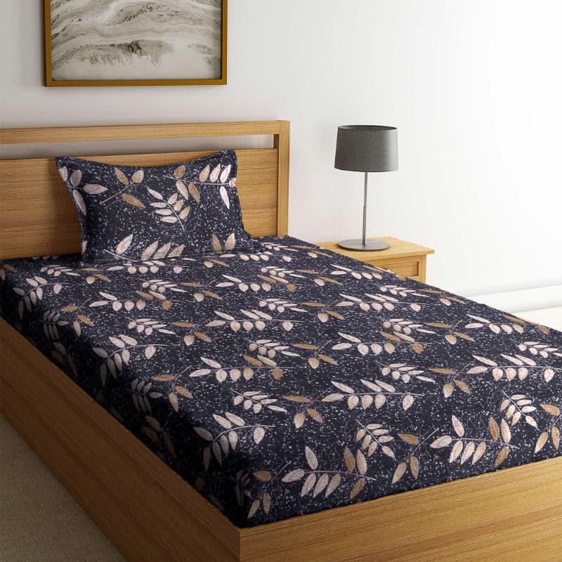 Buy Siphera Floral Bedsheet Bedsheets from Vaaree