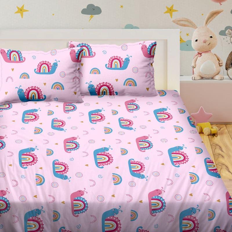 Buy Snail Rainbow Bedsheet Bedsheets from Vaaree