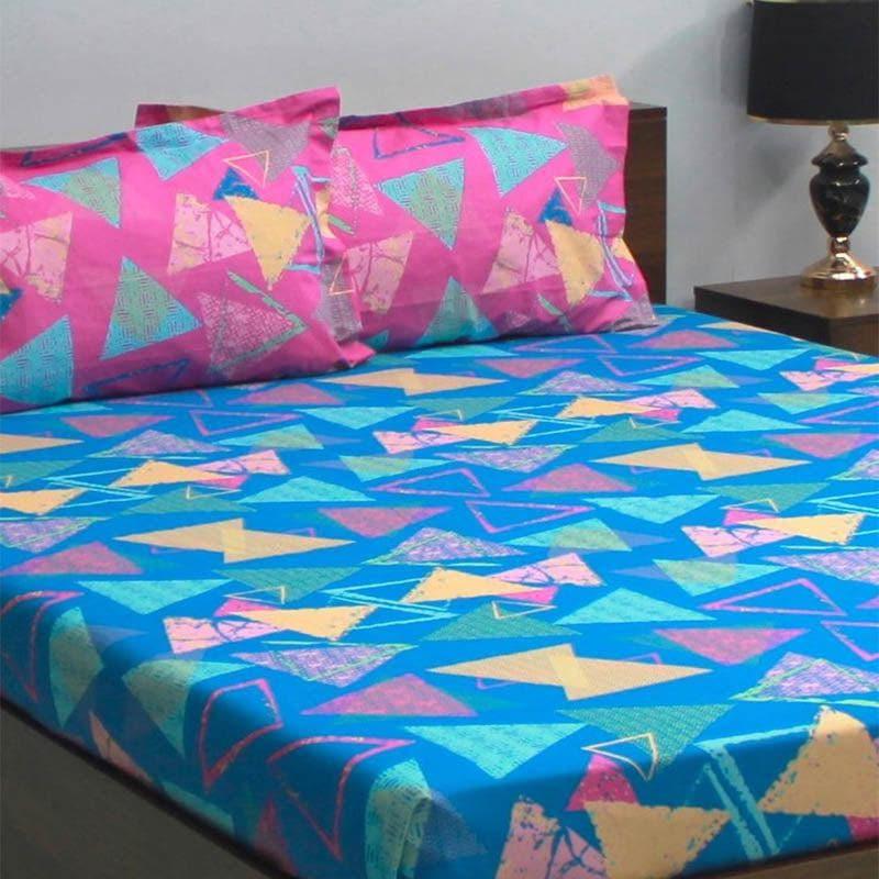 Buy Triangle Bliss Bedsheet - Pink & Blue Bedsheets from Vaaree