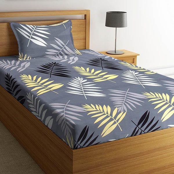 Buy Tropical Heaven Bedsheet Bedsheets from Vaaree