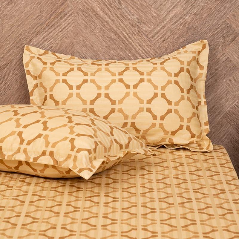 Buy Ulrika Neva Bedsheet - Brown Bedsheets from Vaaree