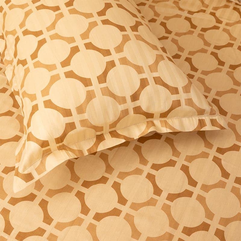 Buy Ulrika Neva Bedsheet - Brown Bedsheets from Vaaree