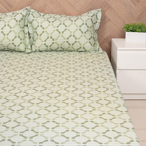 Buy Ulrika Neva Bedsheet - Green Bedsheets from Vaaree