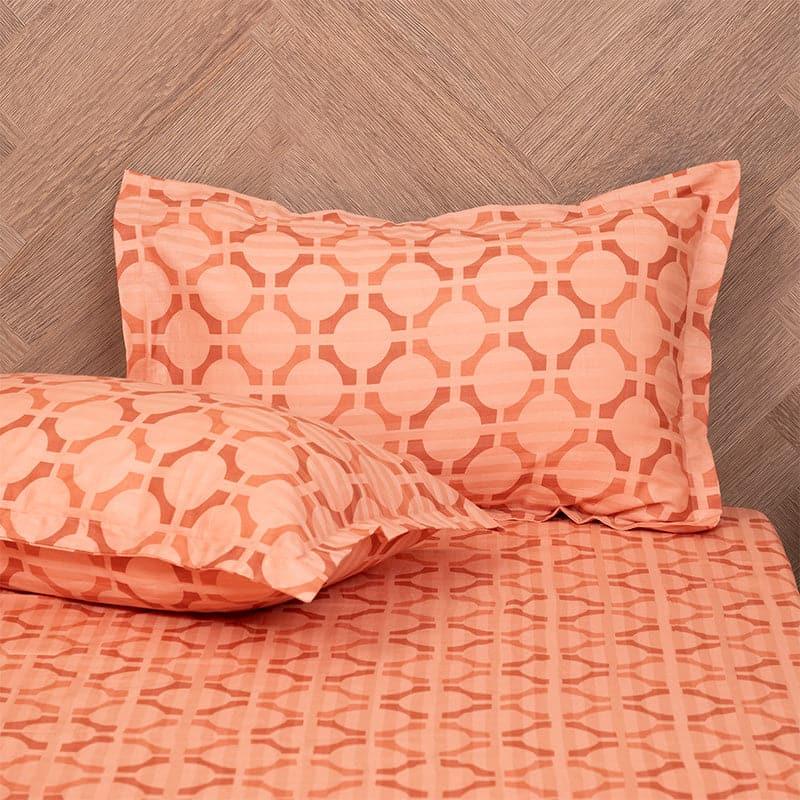 Buy Ulrika Neva Bedsheet - Rust Bedsheets from Vaaree