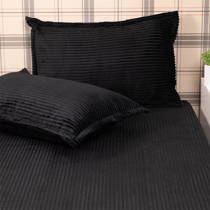 Bedsheets - Warm Cosy Bedsheets - Black