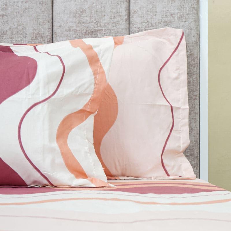 Buy Wavesy Printed Bedsheet Bedsheets from Vaaree