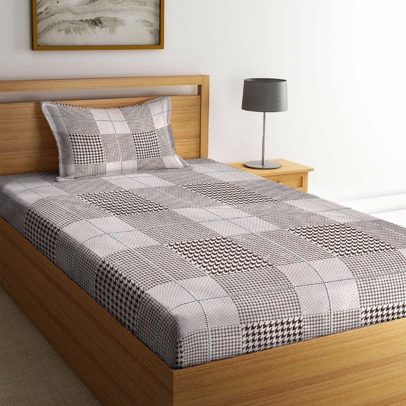 Buy Whitney Stripe Bedsheet Bedsheets from Vaaree