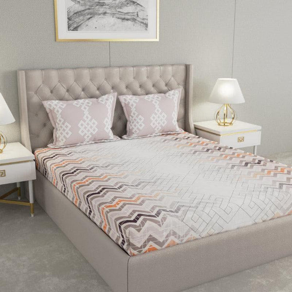 Buy Zig Zag Zoom Bedsheet - Grey & Orange Bedsheets from Vaaree