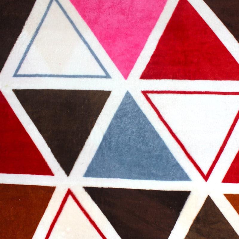 Buy Lara Geometric Blanket Blankets from Vaaree