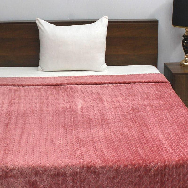 Buy Vadera Solid Blanket - Pink Blankets from Vaaree