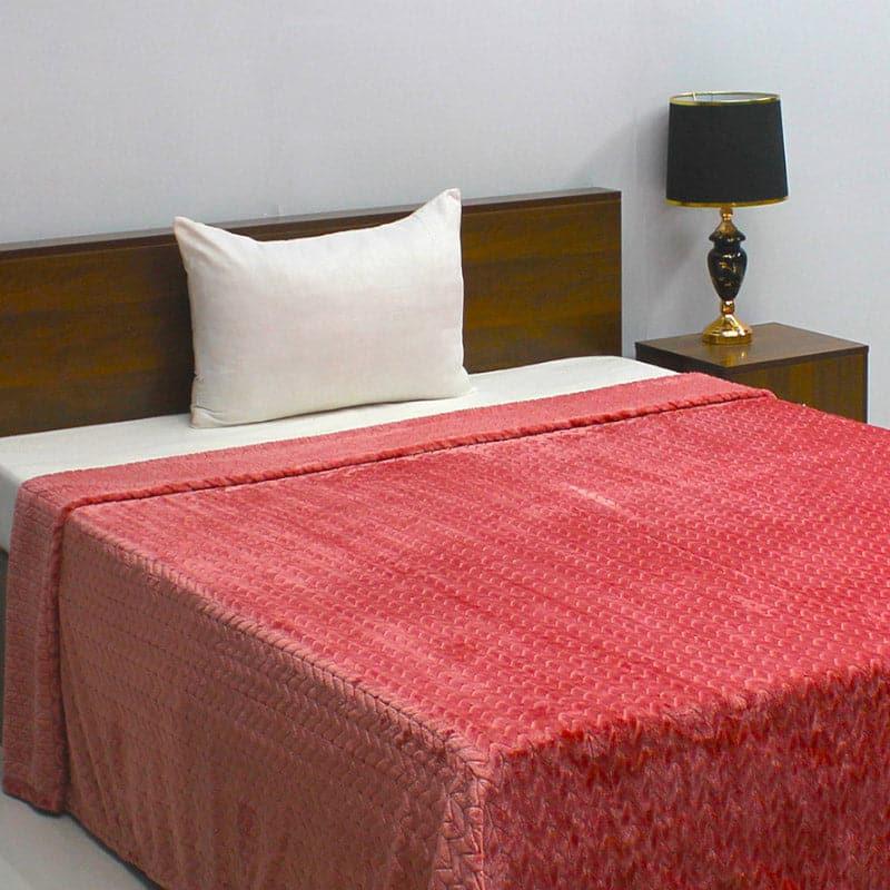 Buy Vadera Solid Blanket - Pink Blankets from Vaaree